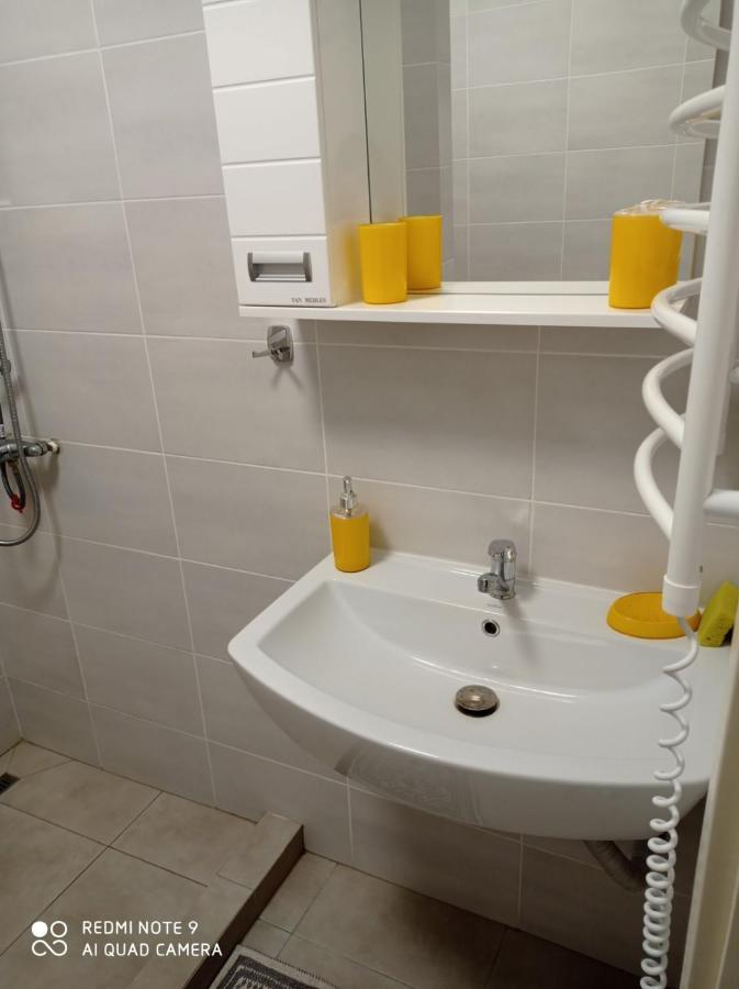 Апартаменти Віланж Polyana  Bagian luar foto