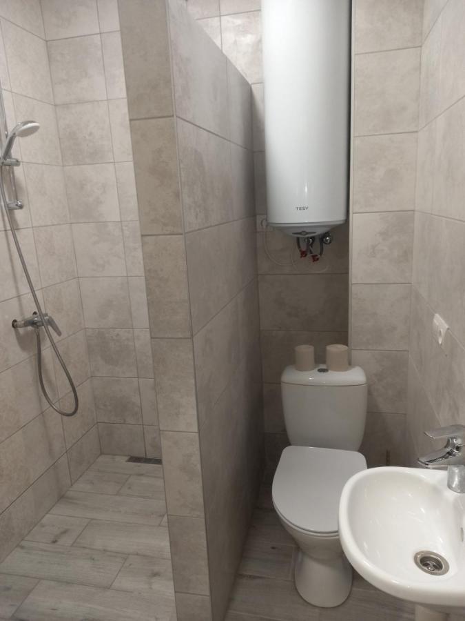 Апартаменти Віланж Polyana  Bagian luar foto